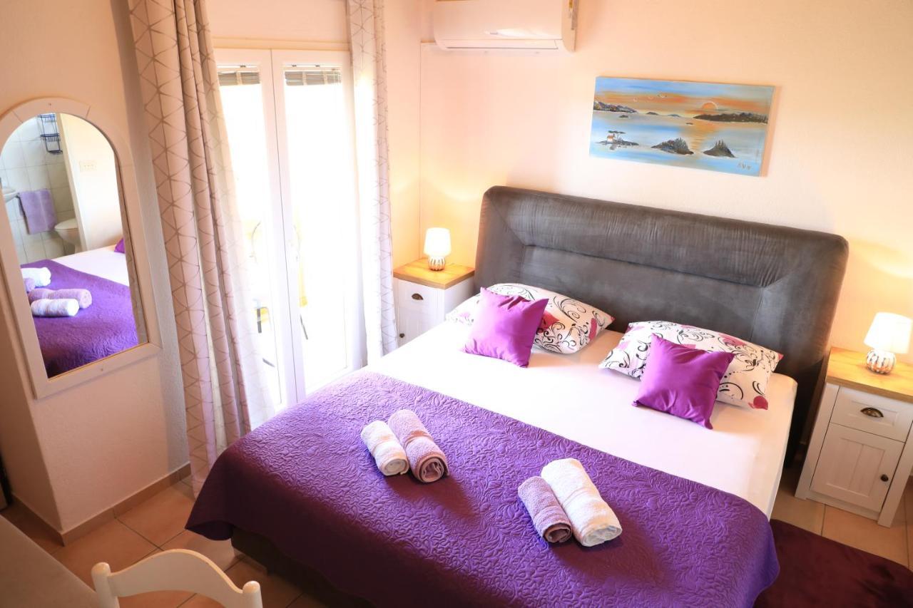 Apartmani Sarlija Pakoštane Buitenkant foto