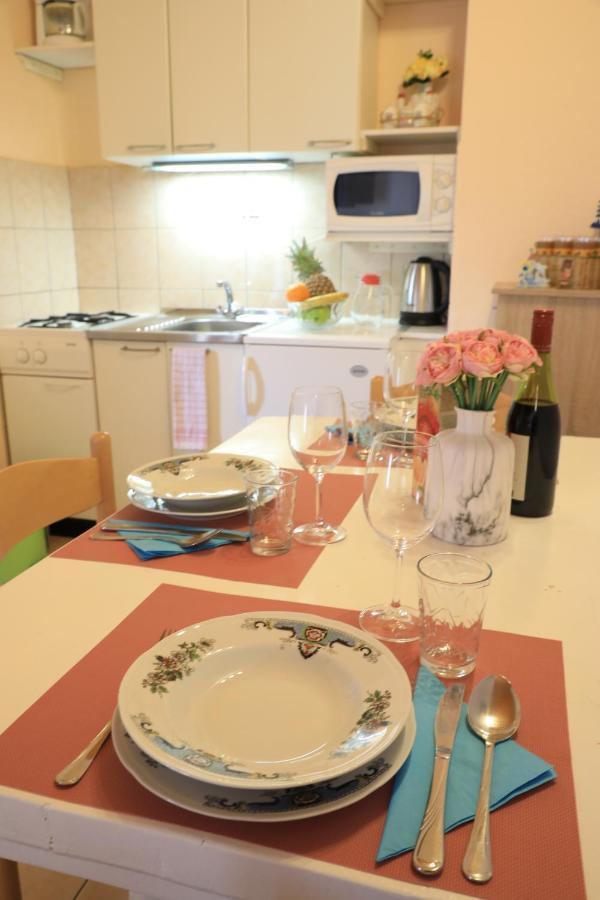 Apartmani Sarlija Pakoštane Buitenkant foto