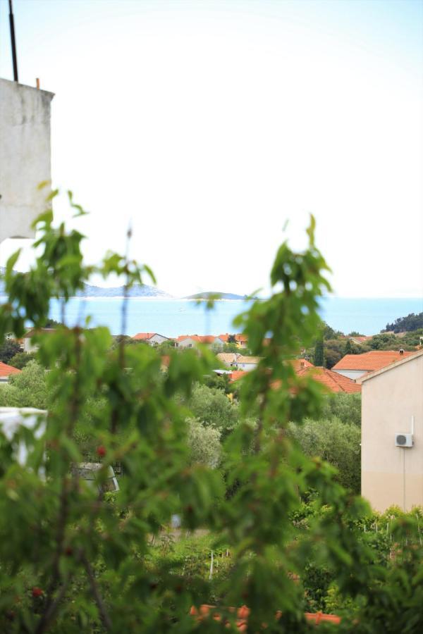 Apartmani Sarlija Pakoštane Buitenkant foto