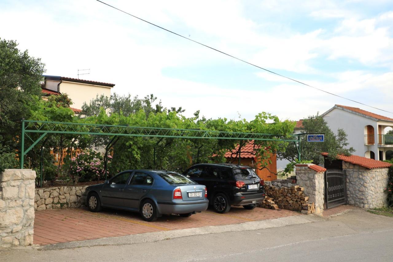 Apartmani Sarlija Pakoštane Buitenkant foto